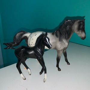 Breyer Horse Mare and Foal